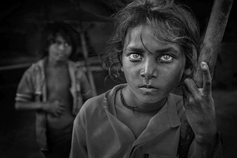 صورة للفنان عباس الخميس