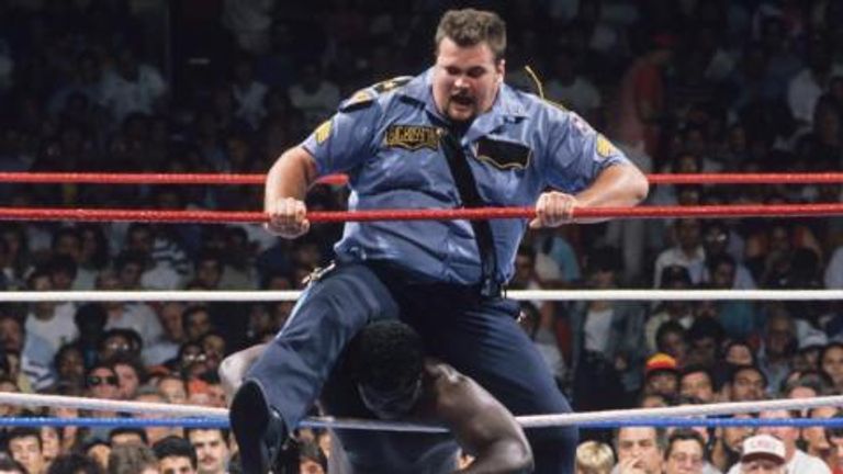 بيج بوس مان راي ترايلور