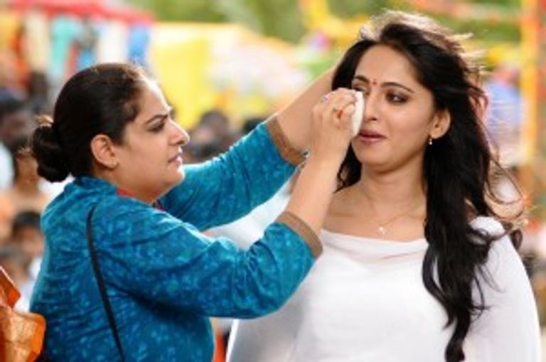  أوباما  و شارو كورانا 