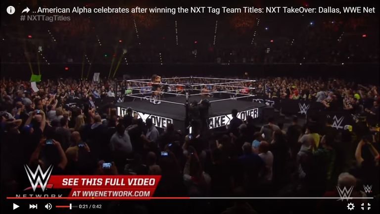 فريق أمريكان ألفا يحملان حزامي البطولة بعد الفوز