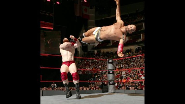 ضربة طائرة بالأرجل من سيزارو