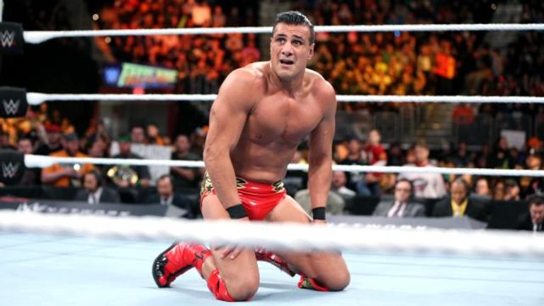 ديل ريو ينظر بخيبة أمل بعد خسارته