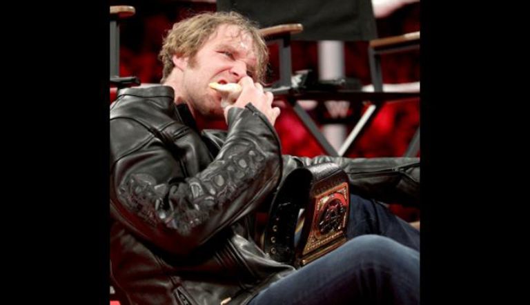 دين أمبروز لم يتأثر بما حدث وواصل الأكل