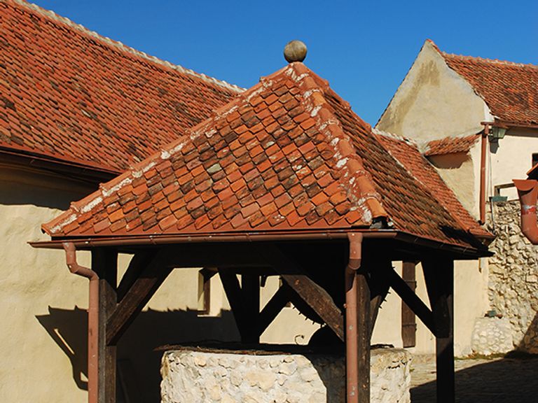 منظر عام لبلدة راشنو من أعلى القلعة