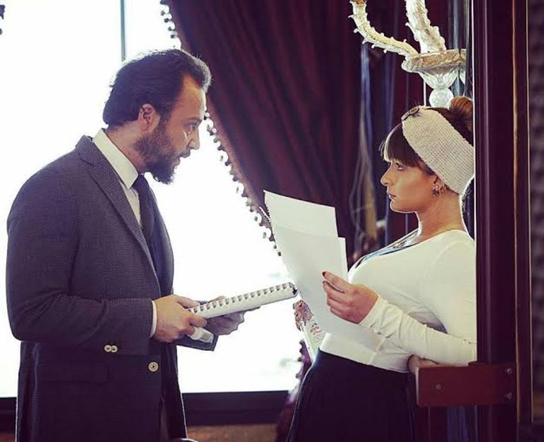 الفنان مكسيم خليل