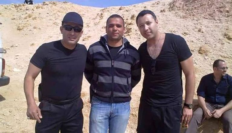 السقا مع الضابط محمد نادر