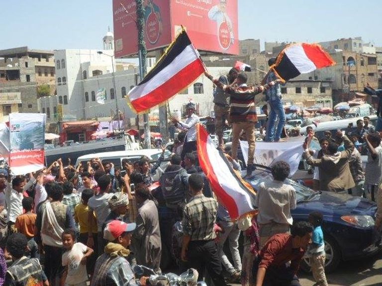 احتفالات بالنصر في تعز