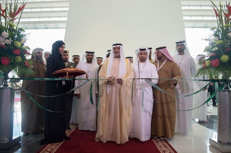 الشيخ نهيان بن مبارك آل نهيان يفتتح فعاليات معرض التوظيف 