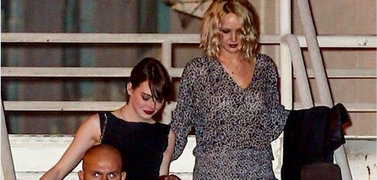 جينفر لورانس حضرت الحفل