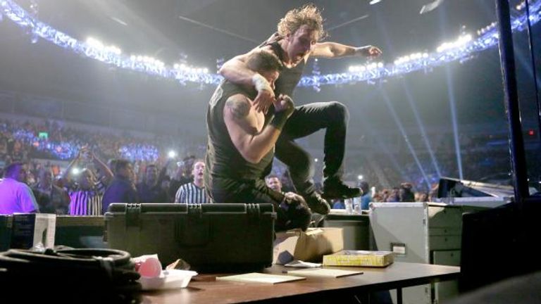 معركة طاحنة بين أمبروز وأوينز