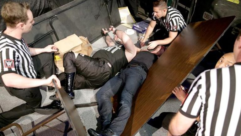 معركة طاحنة بين أمبروز وأوينز