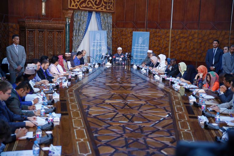 شيخ الازهر في ختام فعاليات الملتقى الدولي الأول للشباب المسلم والمسيحي