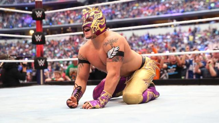 كاليستو لحظة إعلان فوزه