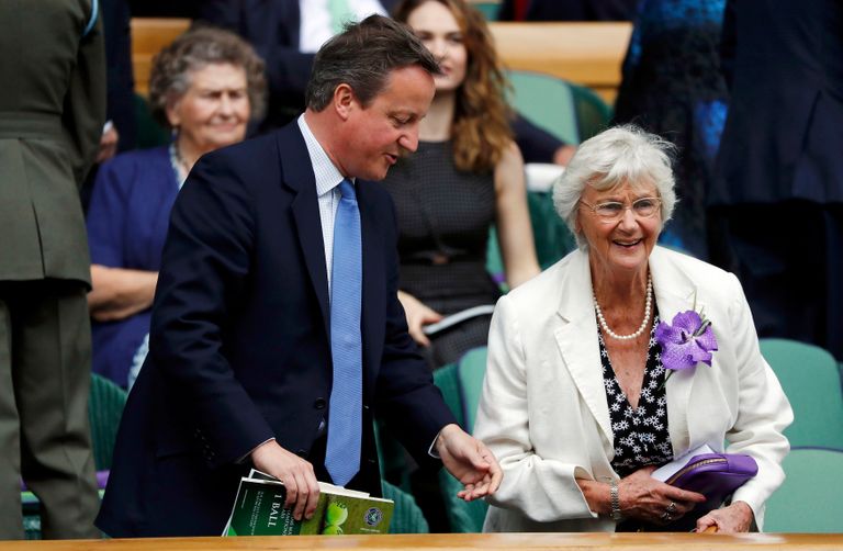 كاميرون ووالدته 