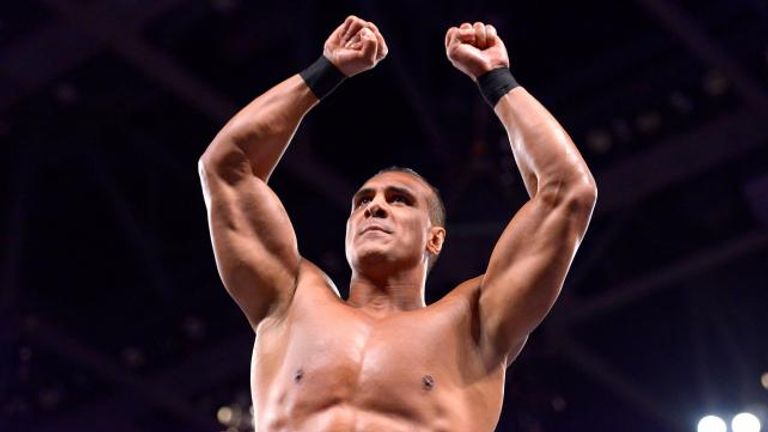 لحظة دخول ألبرتو ديل ريو