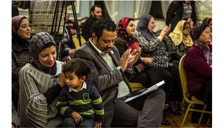 الموسيقيون المكفوفون يعزفون