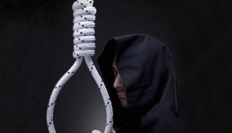 الممثل الإيطالي مات مشنوقًا