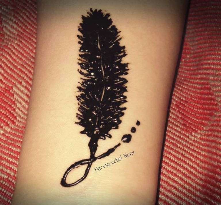 الرسم بالحنا