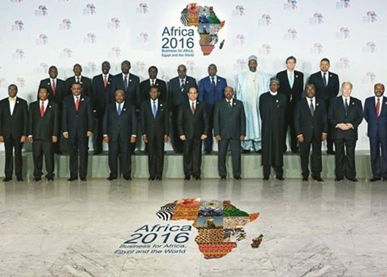السيسى مع القادة والرؤساء الأفارقة المشاركين فى منتدى أفريقيا 2016