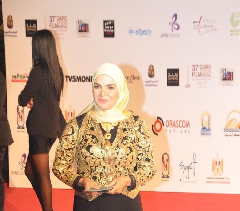 الفنانة المصرية منى عبدالغني