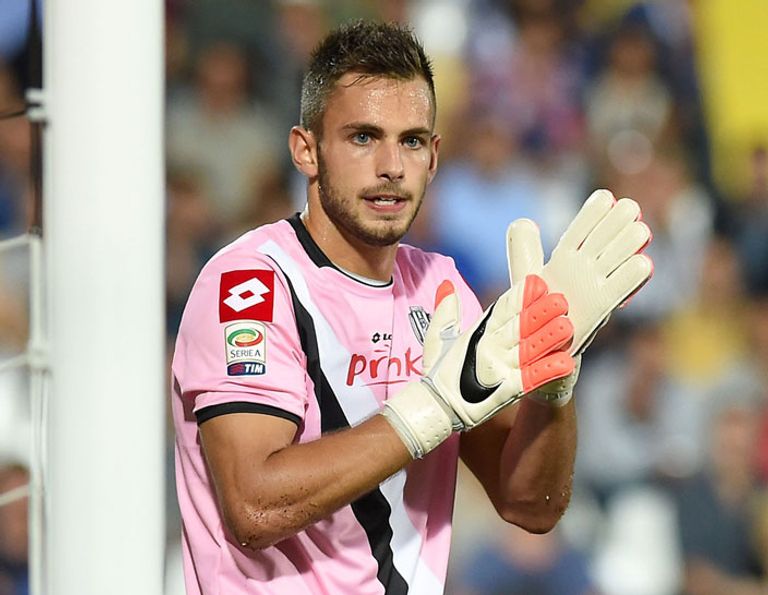 أفضل 14 حارسا شابا في ملاعب أوروبا