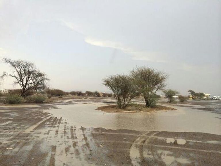 مناطق مختلفة شهدت سقوط أمطار غزيرة وحبات البرد