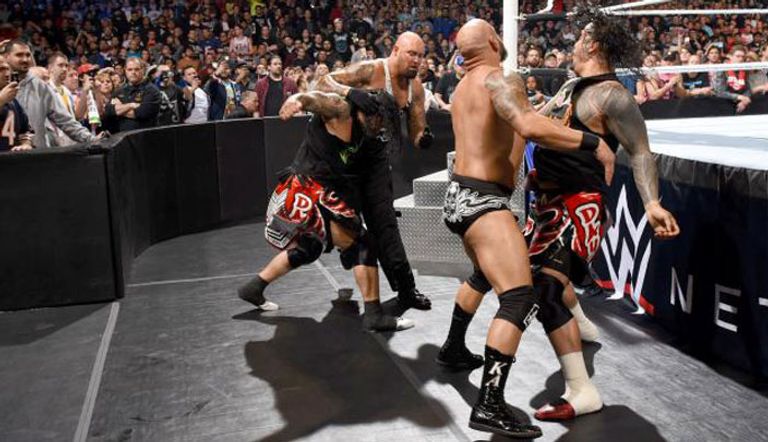 فريق ذا أوسوس يوقف اعتداء كارل أندرسون ولوك جالوز