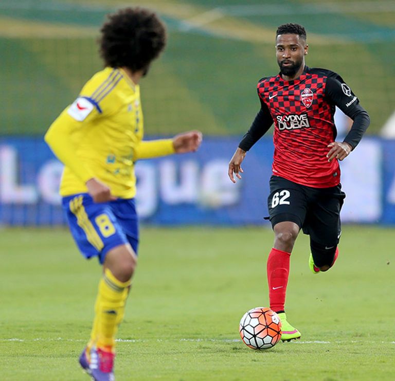 من مباراة الأهلي والظفرة