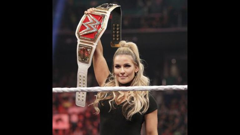 ستيفاني ماكمان تصفع ريك فلير بشدة