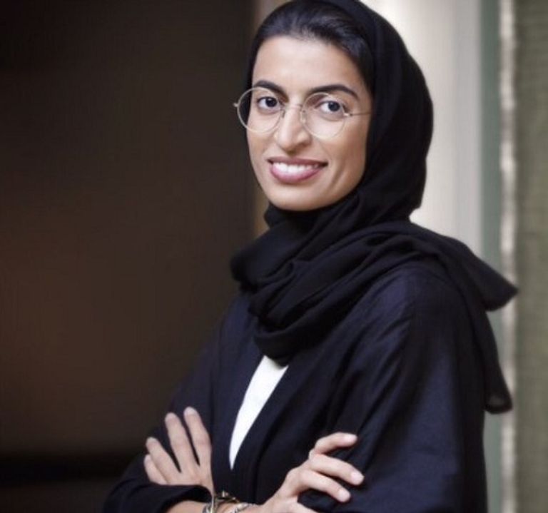 نورة الكعبي - وزيرة الدولة لشؤون المجلس الوطني