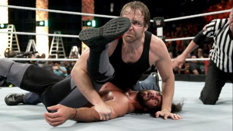 نزال جون سينا وإيه جيه ستايلز