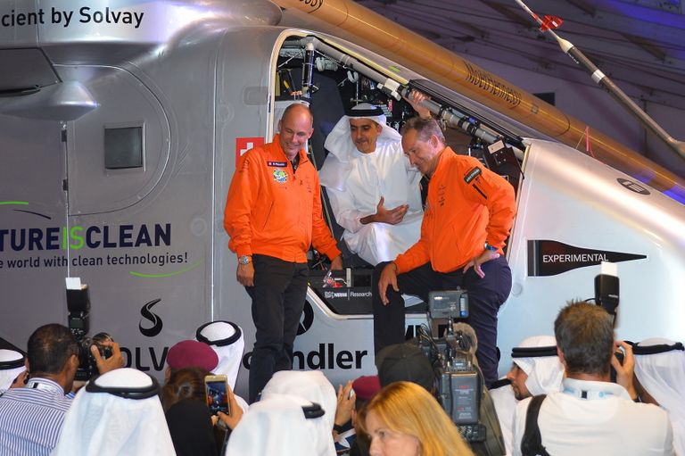 الفريق الشيخ سيف بن زايد