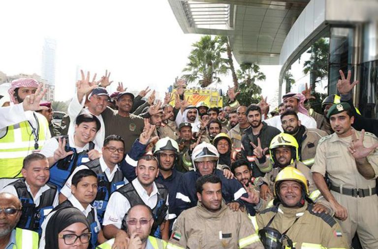 محمد بن راشد يُشيد بالأداء الرفيع لفرق الدفاع المدني في دبي