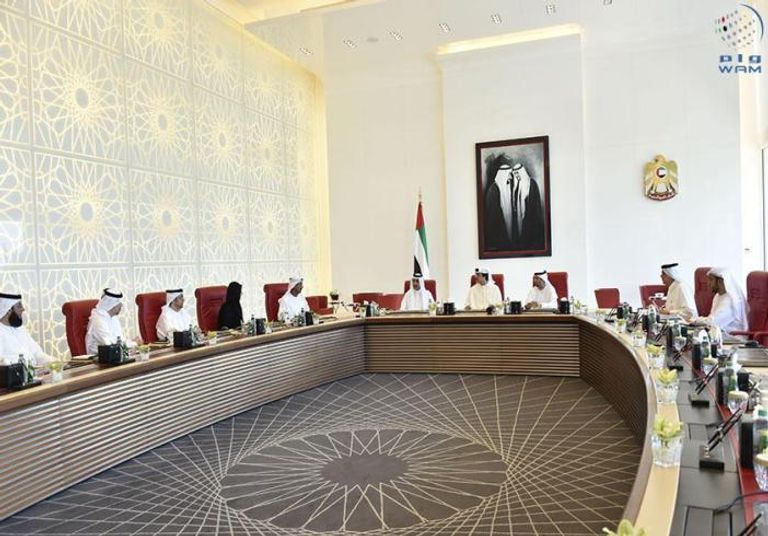  الشيخ منصور بن زايد آل نهيان نائب رئيس مجلس الوزراء وزير شؤون الرئاسة