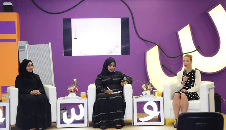 خلال الندوة الثقافية التي أقيمت ضمن مهرجان الشارقة القرائي للطفل