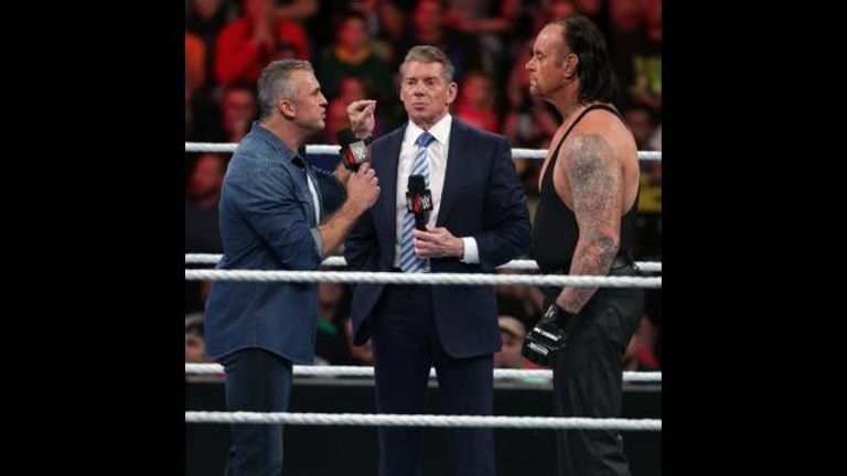 شين ماكمان يتحدى أندرتيكر فى وجود فنيس