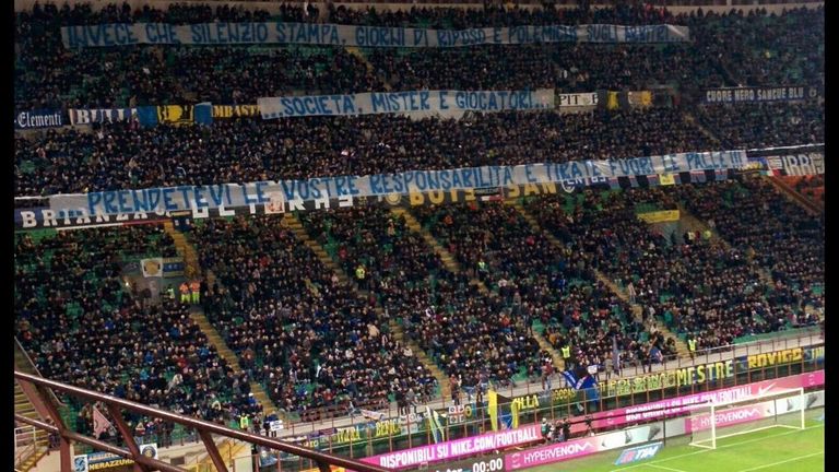 مورينيو ورونالدو في المدرجات