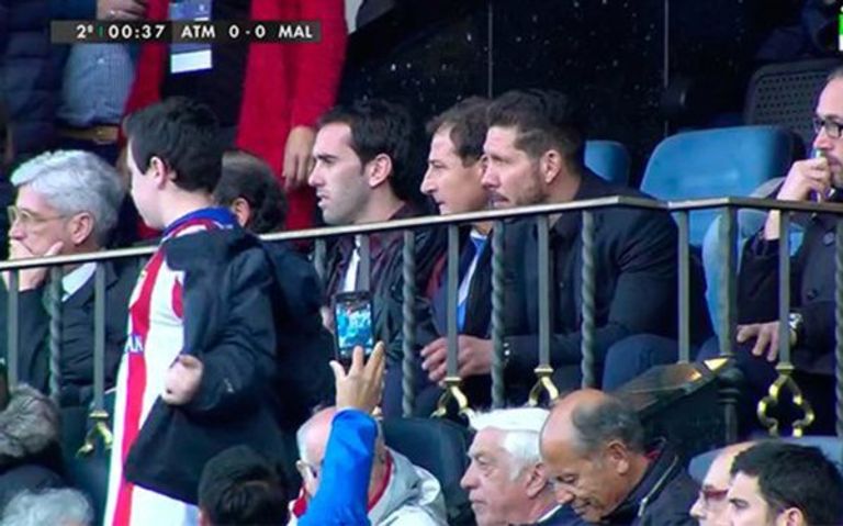 سيميوني في المدرجات