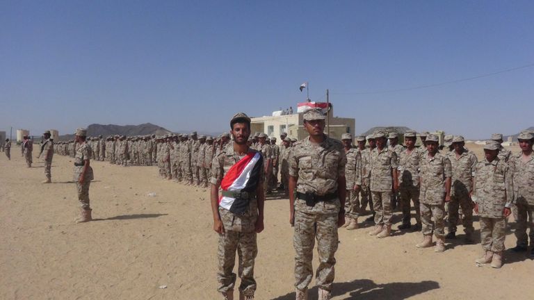 تفقد رئيس الأركان لمستوى الجاهزية القتالية في اللواء 26 بمأرب