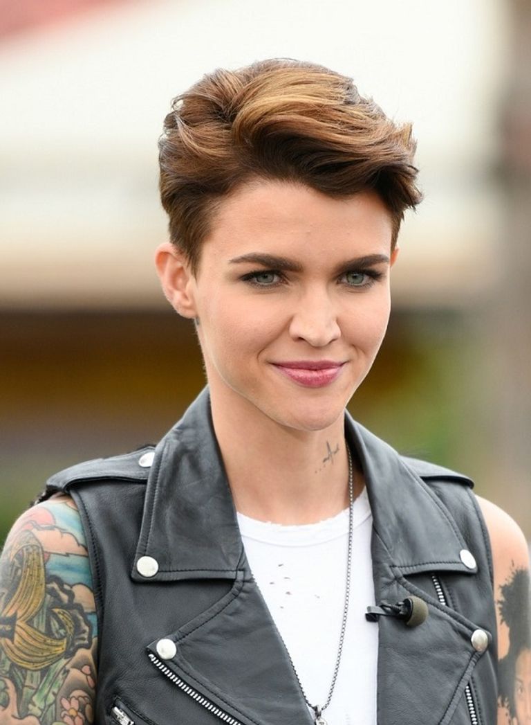 أجمل 8 تسريحات للشعر