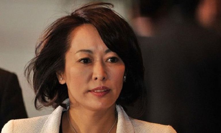 سيدات تشغلن منصب وزير الدفاع