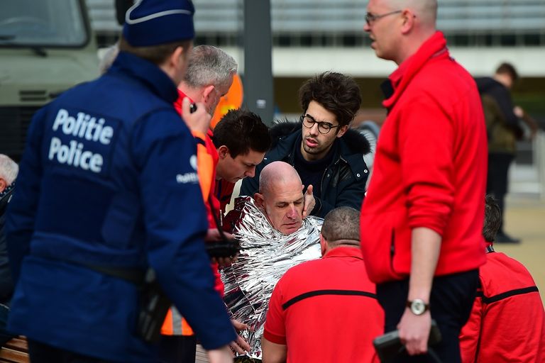 مصاب في تفجيرات بروكسل خلال تلقيه العلاج
