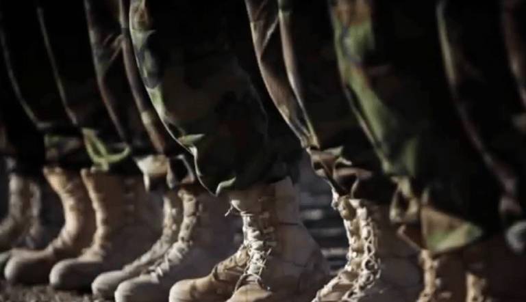 100 مليون دولار لأحذية الجيش الافغاني
