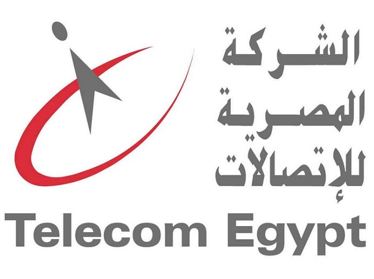الشركة المصرية للاتصالات توقع عقد رخصة الجيل الرابع للمحمول 