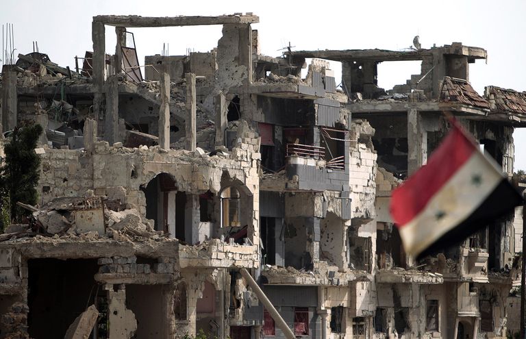 منازل محطمة بسبب المعارك الدائرة في سوريا