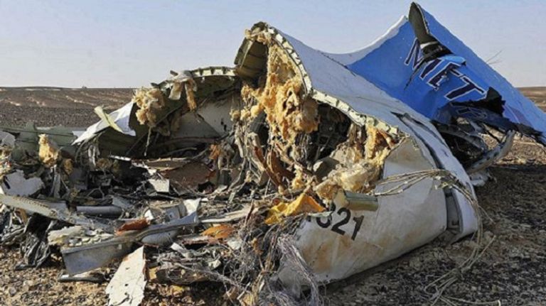التحقيقات لم تسفر حتى الآن عن معرفة سبب سقوط الطائرة الروسية.