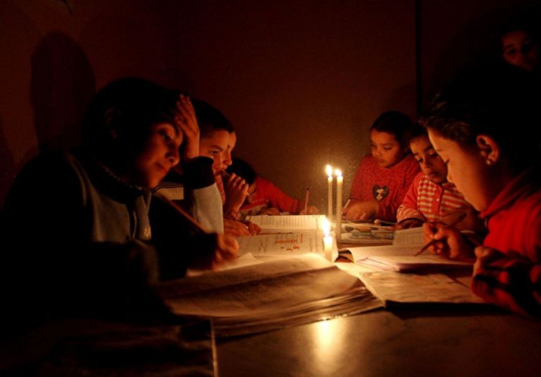 تجدد أزمة التيار الكهربائي في غزة 