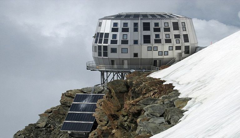 فنادق لهواة التزلج على الثلج في المناطق الجبلية