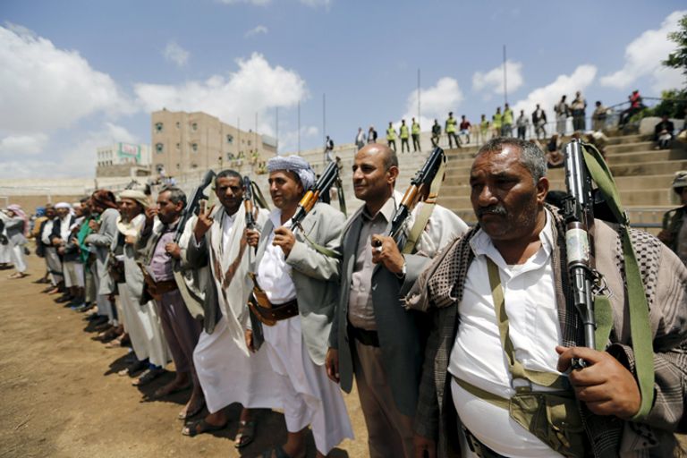 مقاتلون ينتمون للحوثيين في العاصمة صنعاء - رويترز
