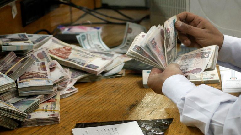 أموال طائلة لا تدخل خزانة الدولة المصرية بسبب الاقتصاد 